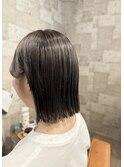 透明感グレージュ♪お洒落ぱつっとボブスタイル♪