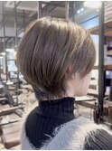 丸みショート×アッシュベージュバレイヤージュ
