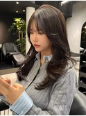 レイヤーカット　グレージュカラー　韓国ヘア