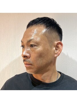 ジェントル(GENTLE) ベリーショートで魅せる◎大人の男のフェード/メンズカット