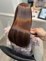 ウィステリア アネックス 銀座(WISTERIA ANNEX)&nbsp;バーガンディーピンク/ULTOWA/髪質改善カラー/縮毛矯正/東銀座