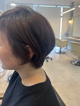 シャルムヘアー(charme hair) 耳かけショートボブ