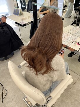 ブラウン(Brown) ワンホンレイヤー/ミルクティーブロンド/藤沢美容院