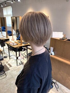 ヘアーループセラデザインワークス(Hair ruup Sela design works) 丸みショート×ミルクティーベージュ