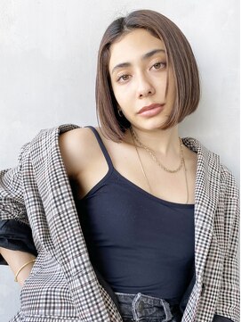 アイティー バイ アルバム 浦和店(IT by ALBUM) ストレートボブ_フルバングレッドブラウンハッシュカット_7605