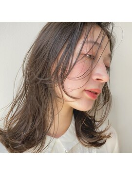 ブリンク(blink) レイヤーミディアム、ラベンダーベージュ