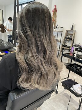 ナンバー(number+) 20代30代大人可愛い♪ハイライトカラーバレイヤージュミディ