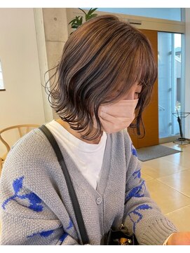 アチーブリス(achieve Liss) 切りっぱなし外ハネスタイル 柔らかナチュナルボブ