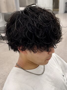 ノイズ キョウト(NOISM Kyoto) 波巻きスパイラルパーマ