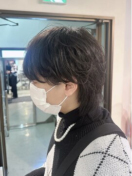 コワファーストナガサキシャンプーボーイ(COIFF1RST NAGASAKI SHAMPOO BOY) メンズウルフ　リバースパーマ　カルマパーマ