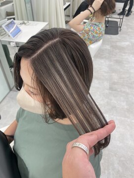 ブラウン(Brown) ワンンランク上の白髪ぼかしハイライト