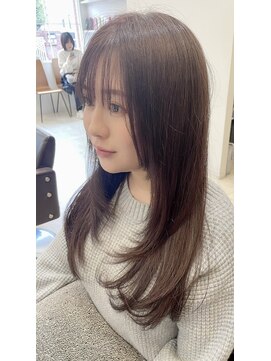 ザシラ(THE SIRA) レイヤーカット