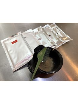 【選べる3種の白髪染め】ヘナカラー / アルカリカラー / ヘアマニキュア 三種類のカラーを同一価格でご提供