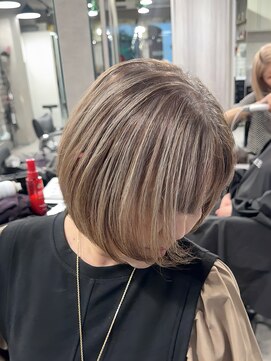 レディアル 大宮(REDEAL ope.) 白髪手術 / 白髪ぼかしハイライト