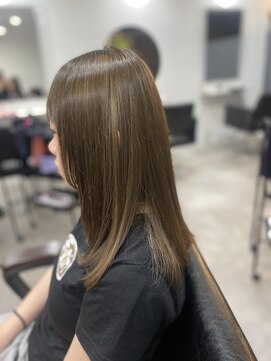 トゥーレ(Tule) ベージュカラー