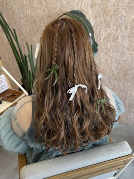 ブローチェラウカ(Broche lauka) ヘアアレンジ