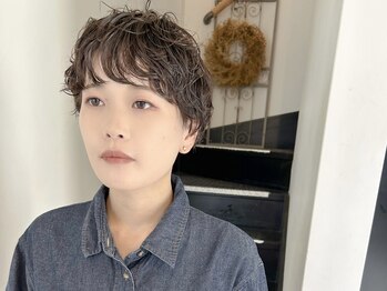 サロンプレッジエビノマル(salon PLEDGE ebinomaru)の写真/一人ひとりに合わせた”トレンド×似合わせ”Styleで魅力を引き出す＊ミリ単位で拘る大人ショート◇