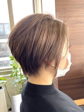 アンビエンテ(ambiente) スッキリショートスタイル【坂根】