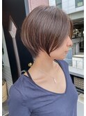 ナチュラル大人美人ショートに脱白髪染めハイライト
