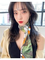 マリアバイアフロート(Maria by AFLOAT)&nbsp;人気のくびれヘア　大人小顔レイヤーネイビーアッシュカラー