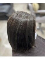 ケイ美容室&nbsp;ハイライトミディアムボブ