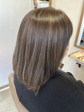 モカ ヘアーデザイン(moca HAIR DESIGN) ハイライトを入れたボブスタイル