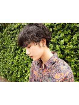 ショート,ボブ,ウルフ×パーマでトレンドスタイルを再現◎ウェットなスタイリングで抜け感UP♪