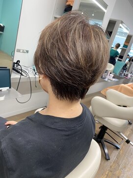 リーホリエ(Lee Horie) ショートにショコラベージュ◎