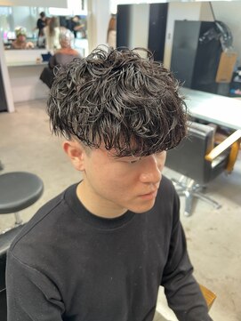 トレス(TRESS) 刈り上げショート　メンズマッシュ　マッシュパーマ