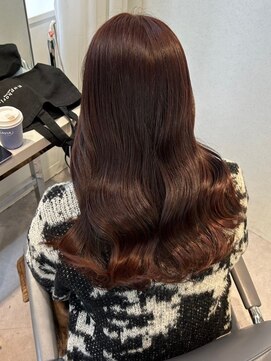 ユーフォリア 渋谷グランデ(Euphoria SHIBUYA GRANDE) 艶カラー　ブラウンカラー　ゆるふわウェーブ　韓国ヘア　透明感