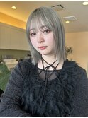 ペールグリーン