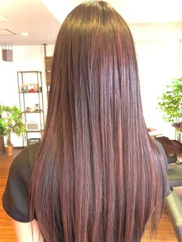 ヘアーズアンブル(hair's Amble)の写真/【ネオメテオストレート】で従来の縮毛矯正よりもダメージを抑え、柔らかさを残したままの自然な仕上がり♪