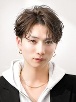 オーシャントーキョーオーバー 渋谷(OCEAN TOKYO OVER) 刈り上げビジネスツーブロック七三爽やかフェザーパーマ