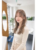 ビーアップヘアー(be:up hair) ブリーチで叶える透明感ミルクティーベージュロング