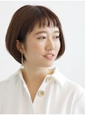 美　シルエット前下がりボブ