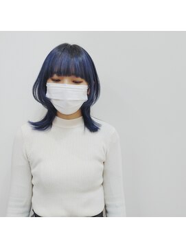 リノショアーズ 日本大通り店(RINOSHORES) ブルーラベンダーラインマッシュウルフくびれ外ハネ