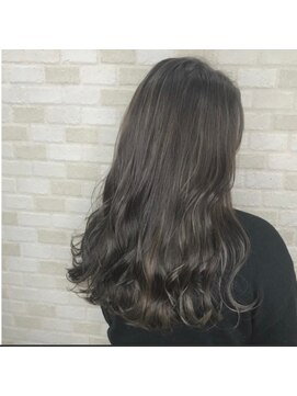 ヘアサロン キュー(hair salon Q) アッシュベージュ