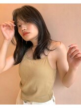 クラフト 福津(CRAFT) フェイスレイヤーくびれミディ / センターパートバング