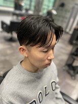 フランクスバーバーリベラルド 横浜(FRANK'S BARBER LIBERALD)&nbsp;ツーブロセンターパート