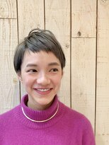 エミー(aimee)&nbsp;オン眉ショート