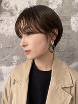 シータ(sheta)&nbsp;【sheta 三畑賢人】黒髪小顔ネビージュフェザーショート