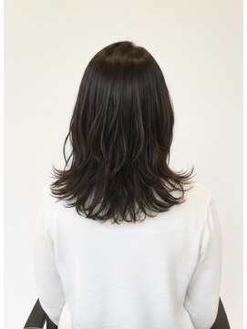 ニア 栄(nia) 外ハネ　髪質改善　レイヤーカット　のばしかけ