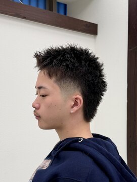 トウキョウ クラシック バーバー タウン(TOKYO CLASSIC BARBER TOWN) テーパーフェード