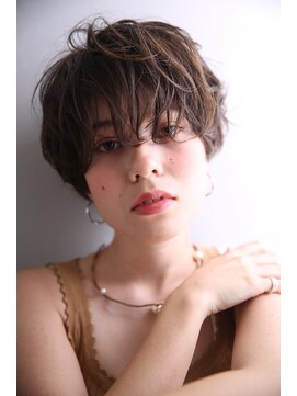 ロイド(Royd.) 濡れ髪ニュアンスショート