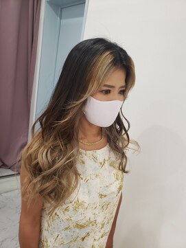 エレラビューティー(ELERA beauty) オシャレ個性的カラー