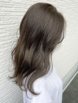 セットアップ 岡山北長瀬店(SET-UP)&nbsp;オリーブベージュ グレージュ 透明感 波巻きゆるミディ