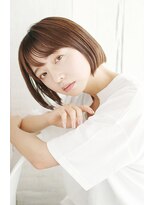 オティアプラスエヌ(OTTIA+n) 20代30代40代　服を問わない春のミニボブ【松山】＃775