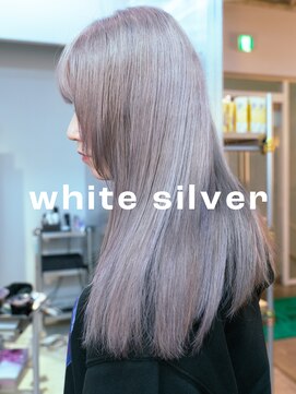 フィッツコア(FITS CORE) ツートーンからチェンジでホワイトシルバー