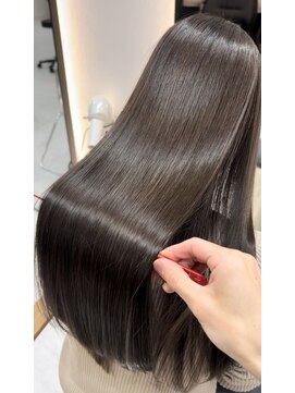 ジーナ 博多筑紫口(Zina) 【冨田】艶々ダークグレージュ+premium艶髪ストレート