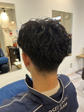 ハチマルハチ ナル 登戸店(808 nalu) ツイストスパイラル/刈り上げショート